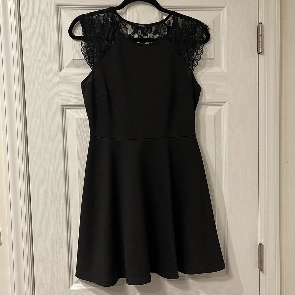 Forever 21, Mini Black dress, Size Medium